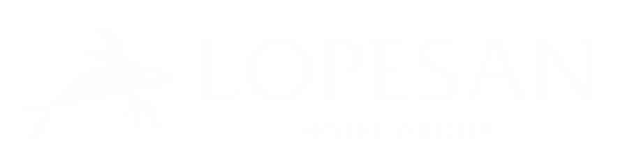 Lopesan logo white-2